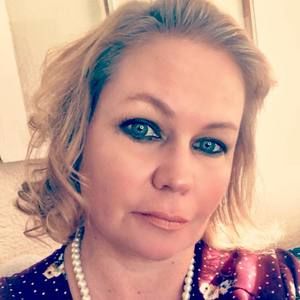 Meet your Posher, Christine